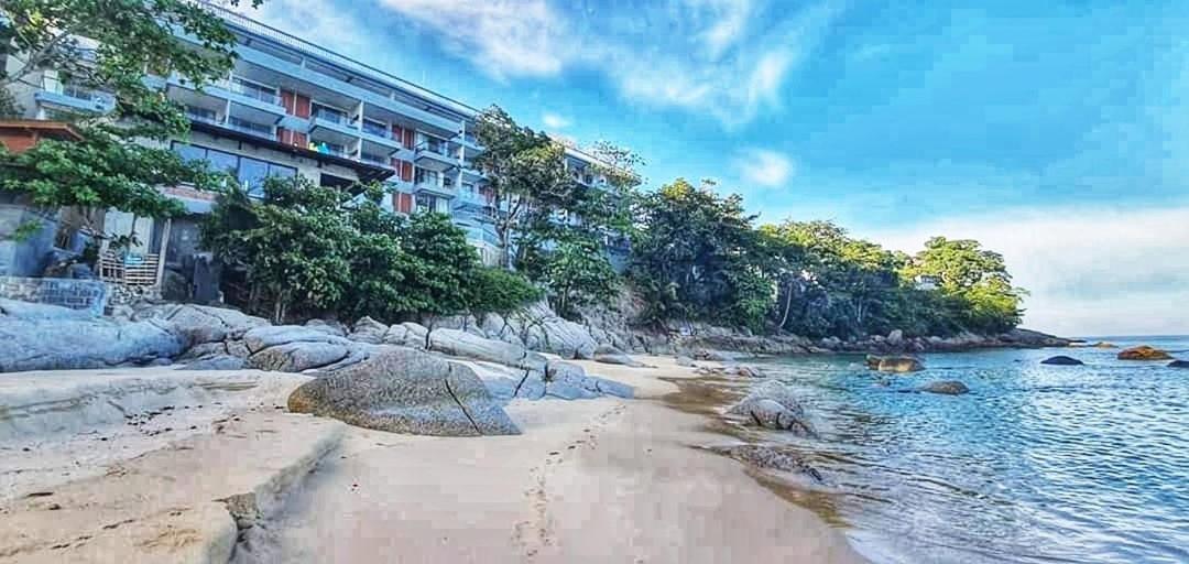 Norn Talay Surin Beach Phuket Hotel Exterior foto